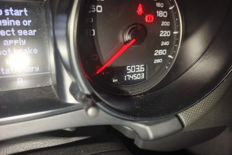Used Audi TT 2013 TT Coupe 45 TFSI Odometer Close Up