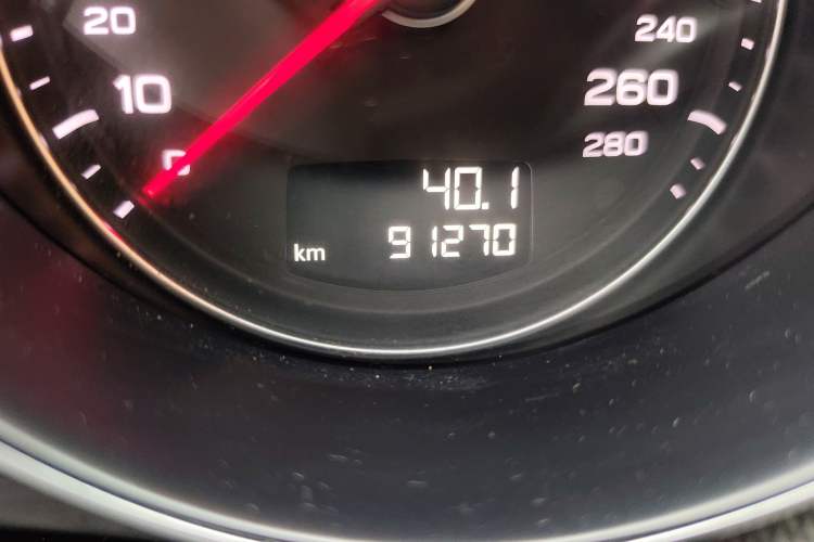 Used Audi TT 2013 TT Coupe 45 TFSI Odometer Close Up
