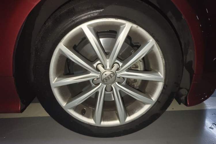Used Audi TT 2013 TT Coupe 45 TFSI Right Front Wheel Hub