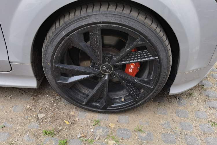 Used Audi TT 2013 TT Coupe 45 TFSI Right Front Wheel Hub