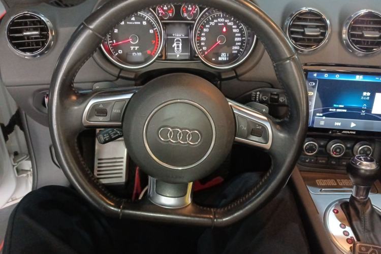 Used Audi TT 2013 TT Roadster 45 TFSI quattro Steering Wheel
