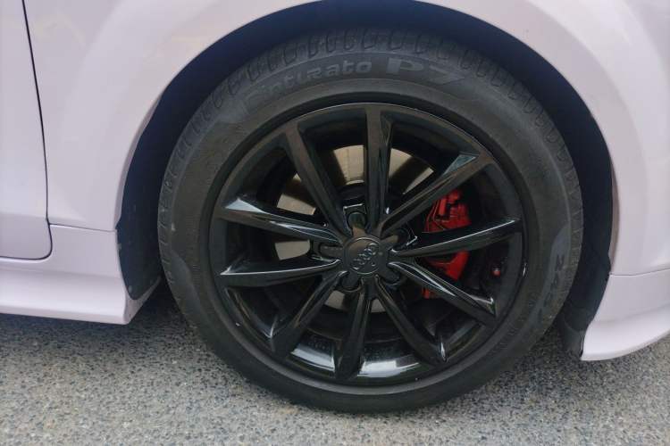 Used Audi TT 2013 TT Roadster 45 TFSI Right Front Wheel Hub