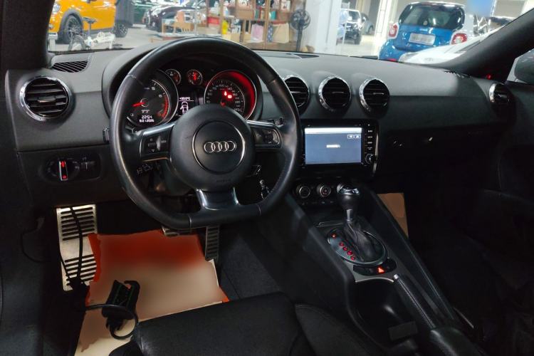 Used Audi TT 2013 TT Coupe 45 TFSI quattro Center Console