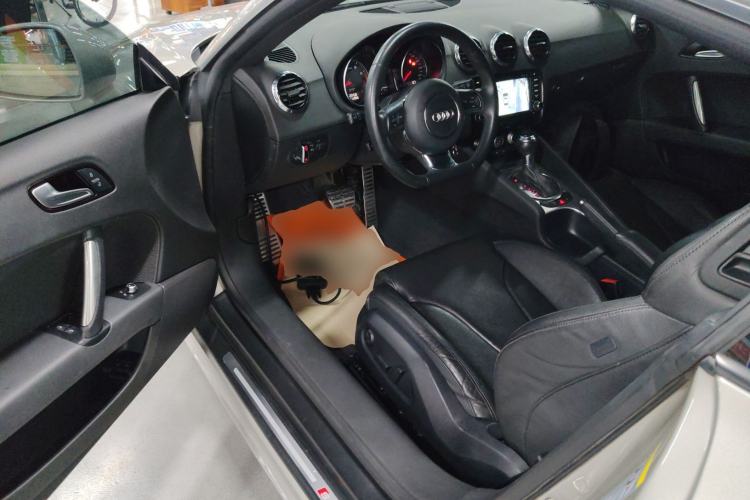 Used Audi TT 2013 TT Coupe 45 TFSI quattro Driver Seat