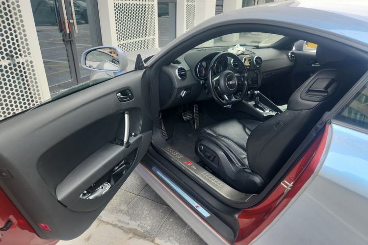 Used Audi TT 2013 TT Coupe 45 TFSI Driver Seat