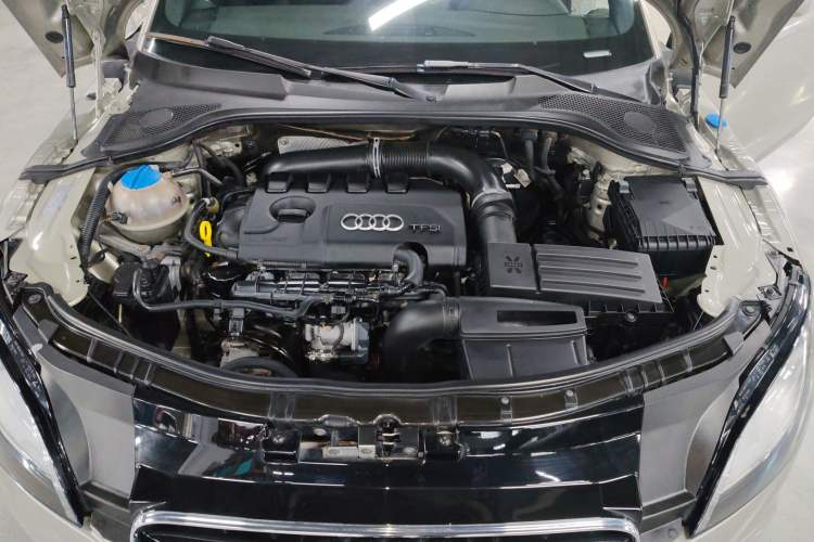 Used Audi TT 2013 TT Coupe 45 TFSI quattro Engine Bay