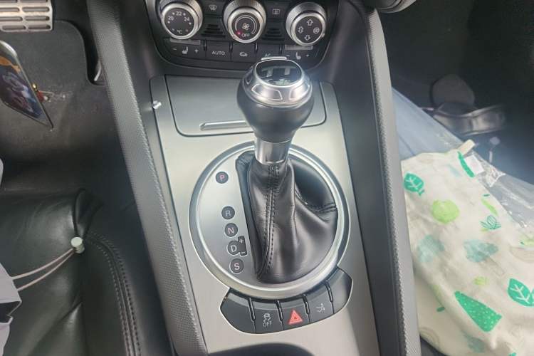 Used Audi TT 2013 TT Coupe 45 TFSI Gear Lever