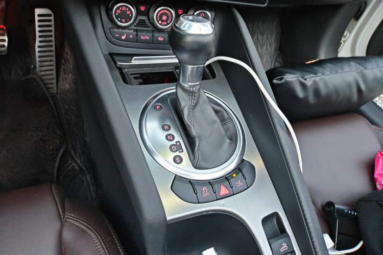 Used Audi TT 2013 TT Roadster 45 TFSI quattro Gear Lever
