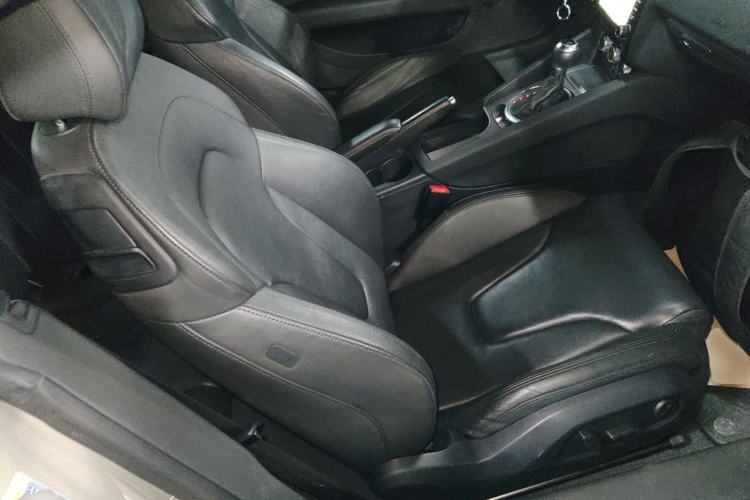 Used Audi TT 2013 TT Coupe 45 TFSI quattro Right Front Seat