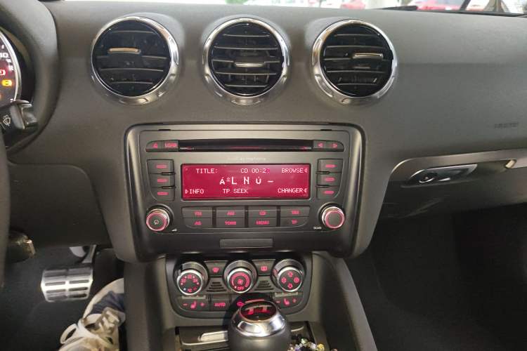 Used Audi TT 2013 TT Coupe 45 TFSI Audio And AC Panel
