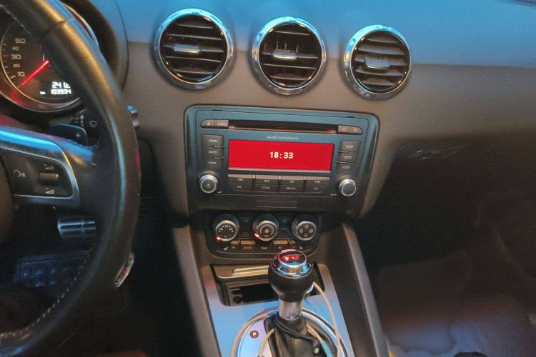 Used Audi TT 2013 TT Coupe 45 TFSI Audio And AC Panel