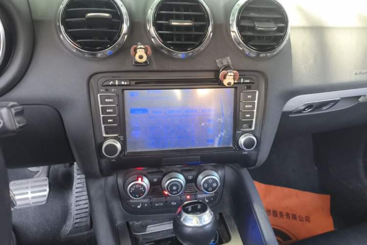 Used Audi TT 2013 TT Coupe 45 TFSI Audio And AC Panel