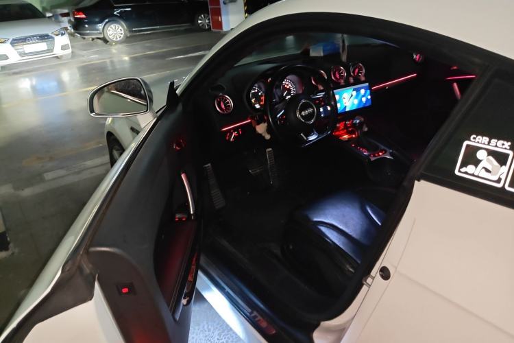 Used Audi TT 2013 TT Coupe 45 TFSI quattro Driver Seat