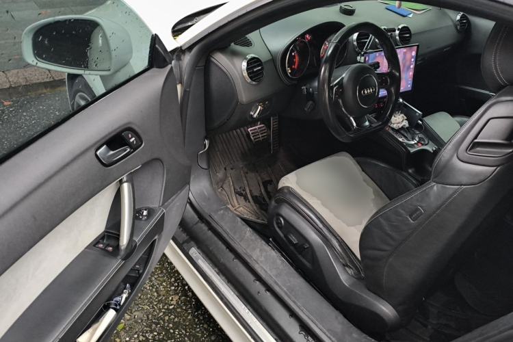 Used Audi TT 2013 TT Coupe 45 TFSI Driver Seat