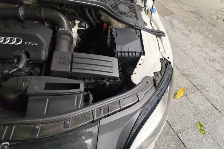 Used Audi TT 2013 TT Roadster 45 TFSI quattro Engine Bay Left