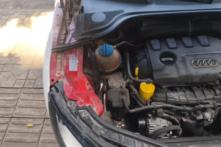 Used Audi TT 2013 TT Coupe 45 TFSI Engine Bay Right