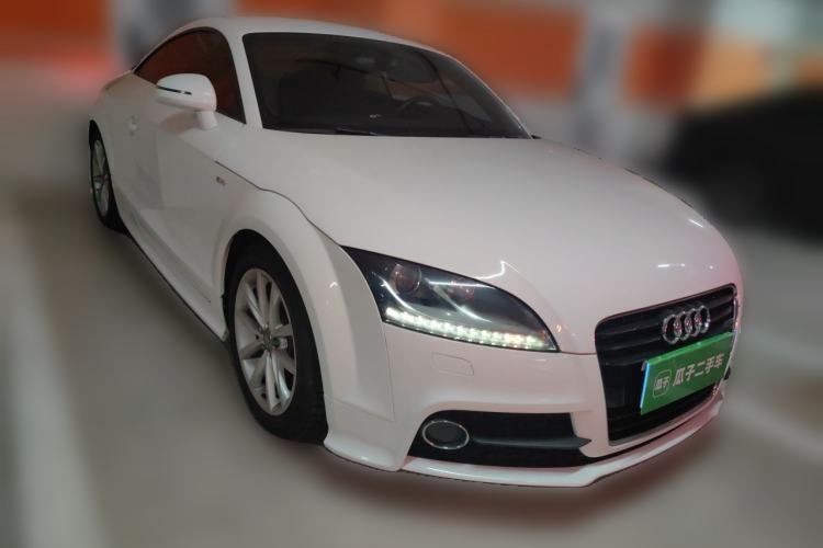Used Audi TT 2013 TT Coupe 45 TFSI Front Right 45 Deg