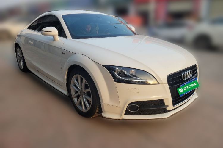 Used Audi TT 2013 TT Coupe 45 TFSI White Classic Edition Front Right 45 Deg