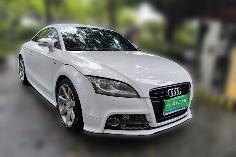 Used Audi TT 2013 TT Coupe 45 TFSI Front Right 45 Deg