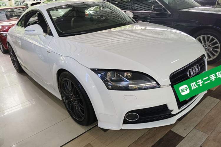 Used Audi TT 2013 TT Coupe 45 TFSI Front Right 45 Deg