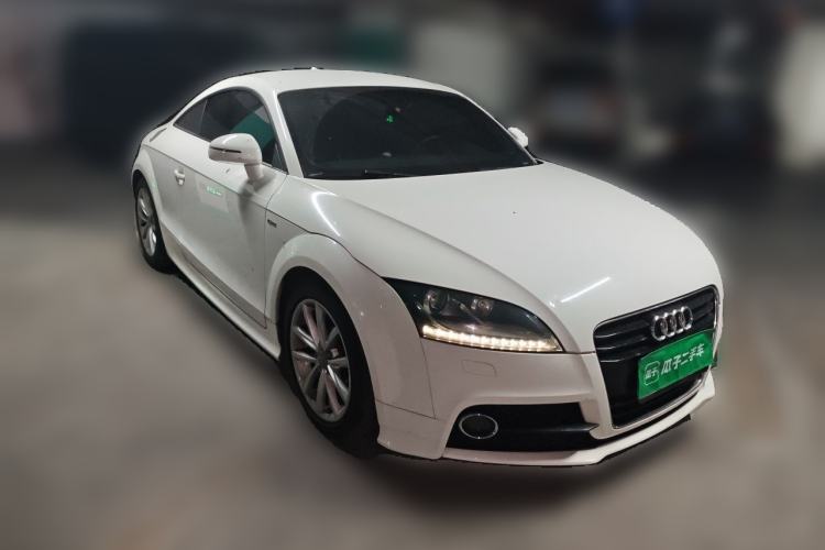 Used Audi TT 2013 TT Coupe 45 TFSI Front Right 45 Deg
