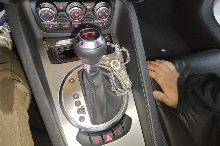 Used Audi TT 2013 TT Coupe 45 TFSI Gear Lever