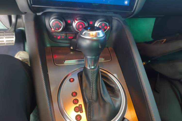 Used Audi TT 2013 TT Coupe 45 TFSI Gear Lever