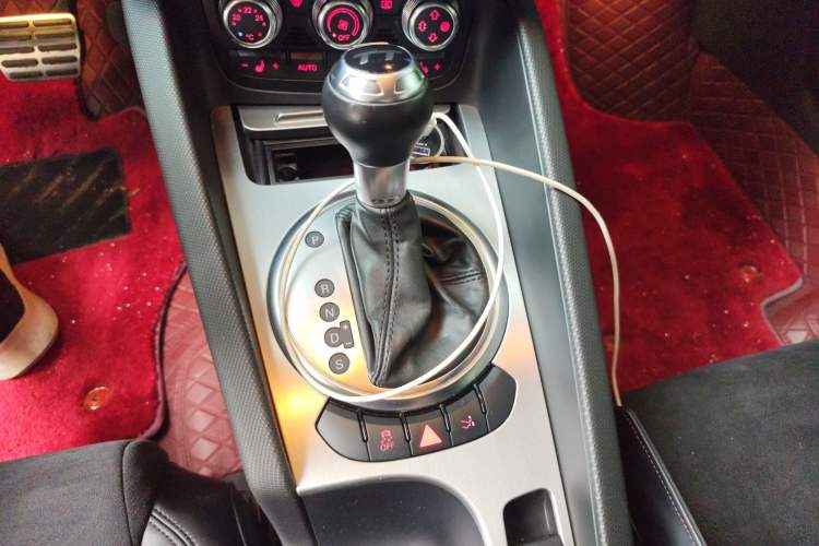 Used Audi TT 2013 TT Roadster 45 TFSI quattro Gear Lever
