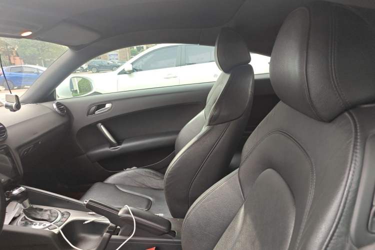 Used Audi TT 2013 TT Coupe 45 TFSI Headliner