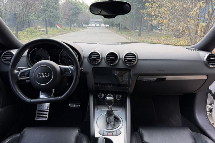Used Audi TT 2013 TT Coupe 45 TFSI Interior 1