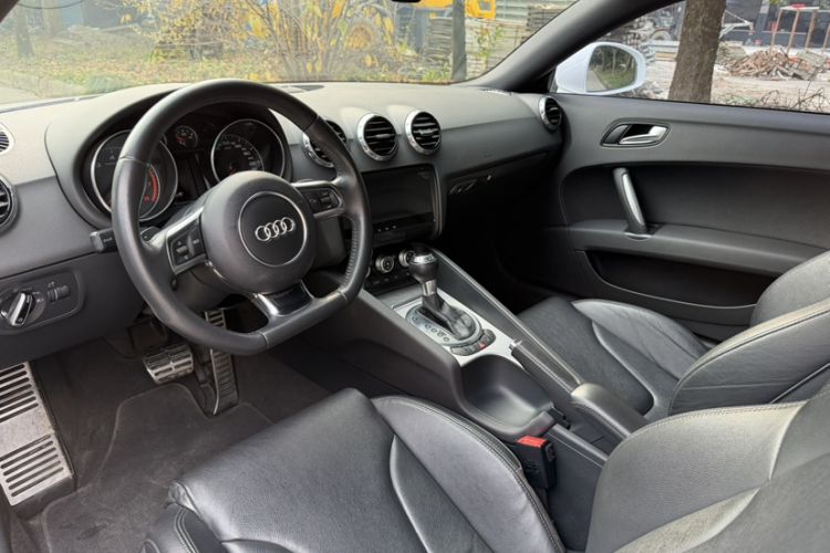Used Audi TT 2013 TT Coupe 45 TFSI Interior 3