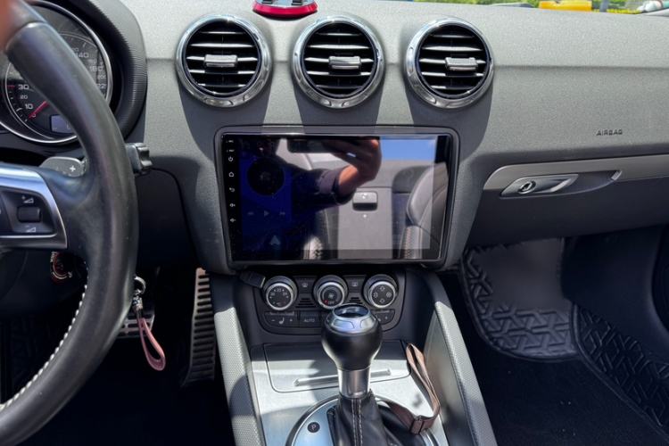 Used Audi TT 2013 TT Roadster 45 TFSI Interior 7