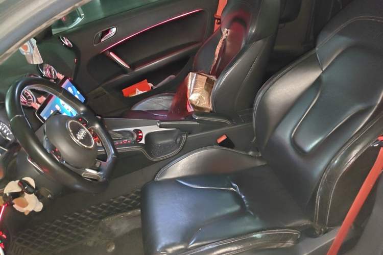 Used Audi TT 2013 TT Coupe 45 TFSI quattro Left Front Seat