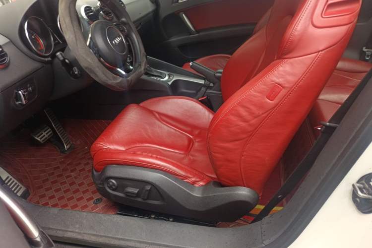 Used Audi TT 2013 TT Coupe 45 TFSI Left Front Seat