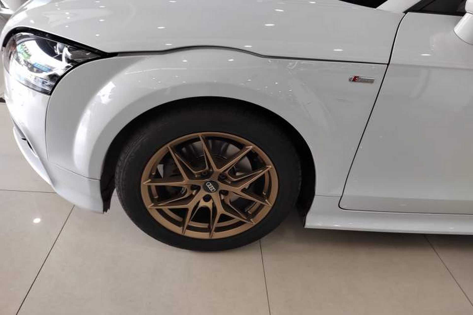 Used Audi TT 2013 TT Coupe 45 TFSI Left Front Wheel Hub