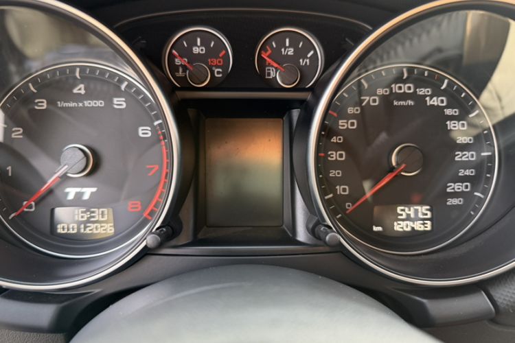 Used Audi TT 2013 TT Coupe 45 TFSI Odometer Close Up