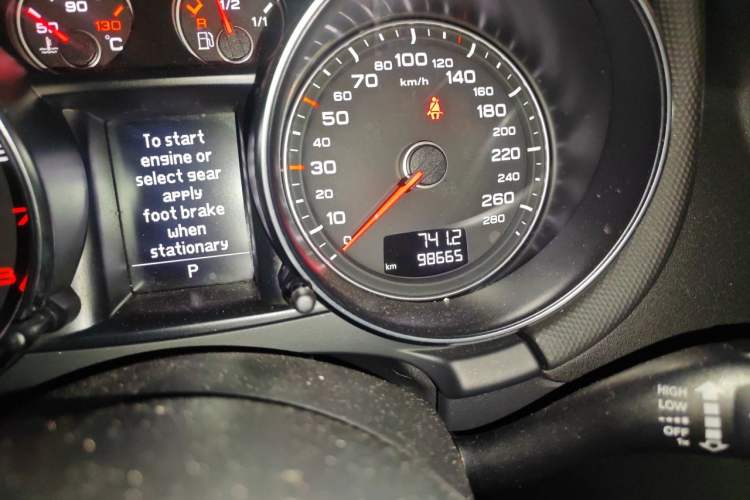Used Audi TT 2013 TT Coupe 45 TFSI Odometer Close Up
