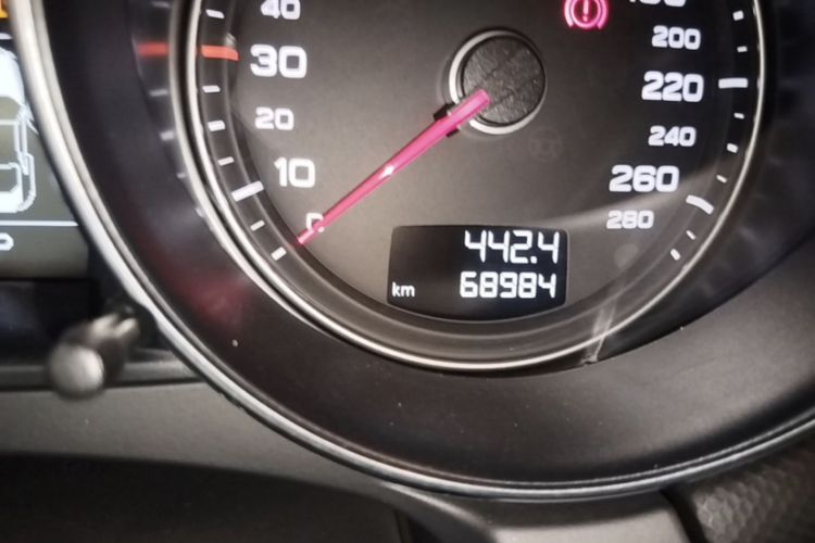 Used Audi TT 2013 TT Roadster 45 TFSI Odometer Close Up