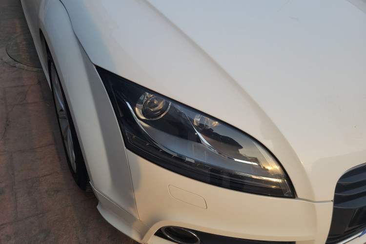 Used Audi TT 2013 TT Coupe 45 TFSI White Classic Edition Right Front Headlight