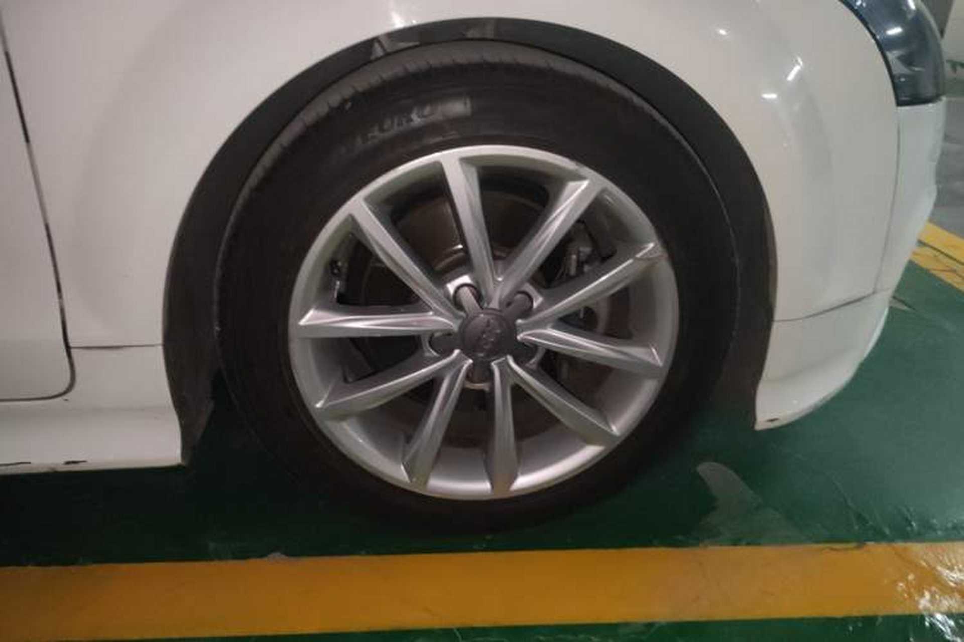 Used Audi TT 2013 TT Coupe 45 TFSI Right Front Wheel Hub