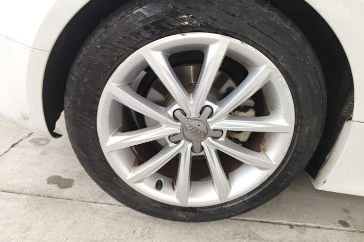 Used Audi TT 2013 TT Coupe 45 TFSI Right Rear Wheel Hub