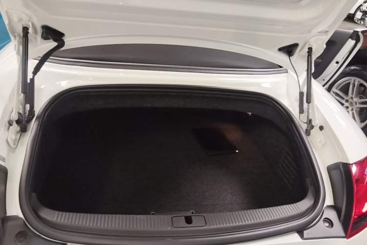 Used Audi TT 2013 TT Roadster 45 TFSI Trunk