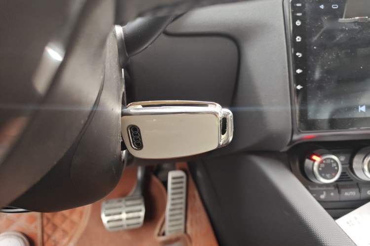 Used Audi TT 2013 TT Coupe 45 TFSI Vehicle Key