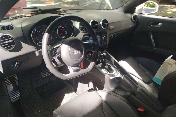 Used Audi TT 2014 TT Coupe 45 TFSI Prestige Edition Center Console