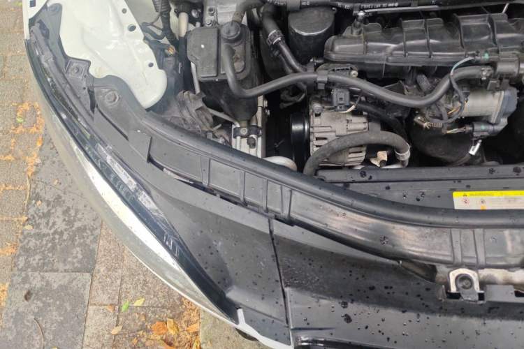 Used Audi TT 2014 TT Coupe 45 TFSI Sport Edition Engine Bay Right