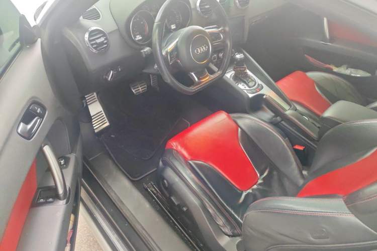Used Audi TT 2014 TT Coupe 45 TFSI Sport Edition Left Front Seat