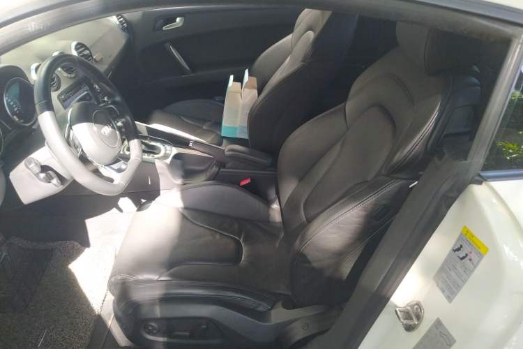 Used Audi TT 2014 TT Coupe 45 TFSI Prestige Edition Left Front Seat