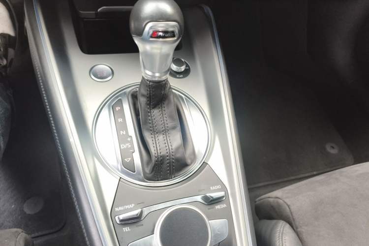 Used Audi TT 2015 TT Coupe 45 TFSI Gear Lever