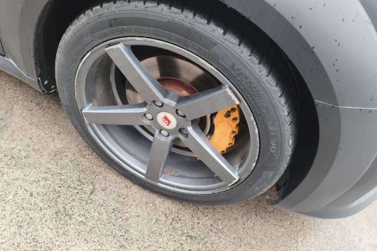 Used Audi TT 2015 TT Coupe 45 TFSI Right Front Wheel Hub