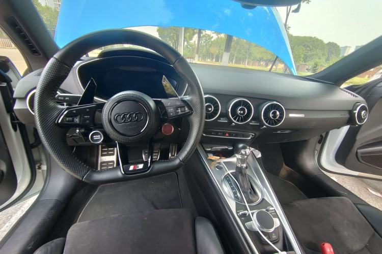 Used Audi TT 2015 TT Coupe 45 TFSI Center Console